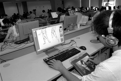 東湖高新引領產業變革 14項特惠政策落地，動漫開發迎來“激進”發展新機遇